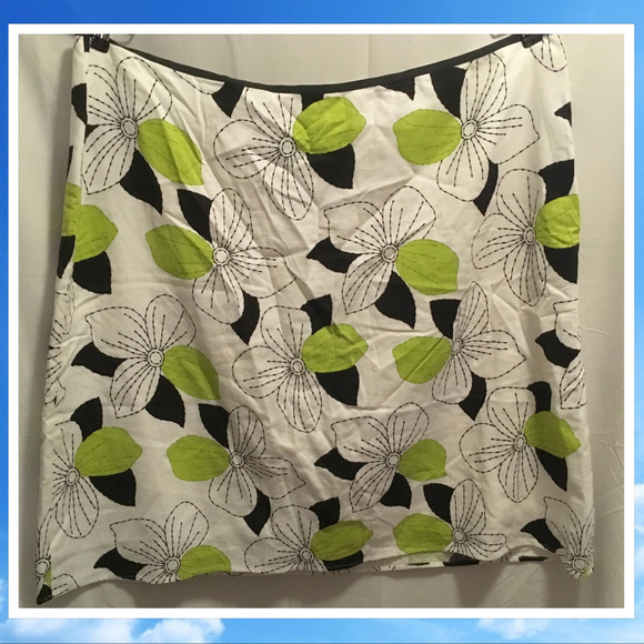 Cato Dresses & Skirts - ❤️ Size 26/28W Cato Woman Pretty Floral Skirt
